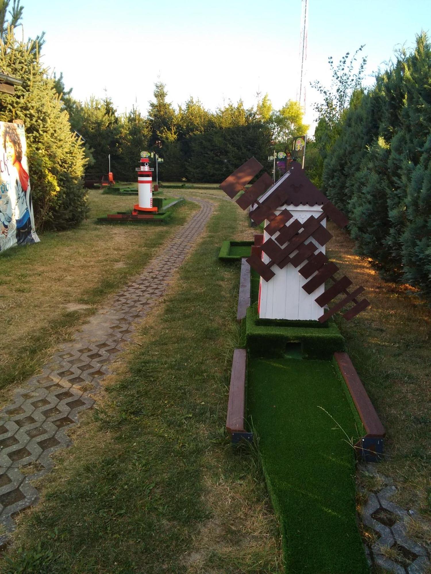 Villa Honoratka Z Prywatnym Polem Do Gry W Mini Golf Rewal Bagian luar foto